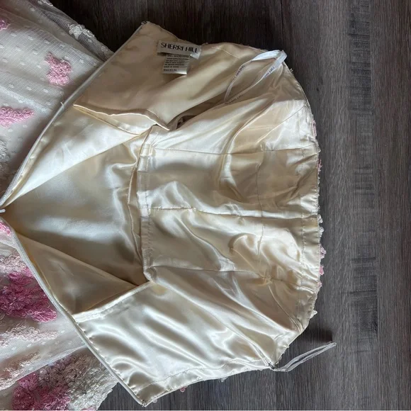 Sherri Hill Pink and Cream Floral Embroidered Lace Embellished Dress - Picture 13 of 16